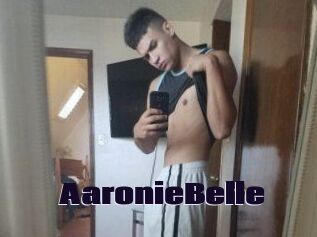 Aaronie_Belle