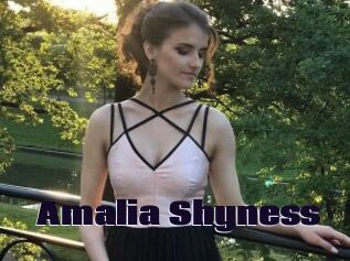 Amalia_Shyness