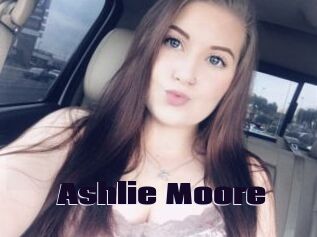 Ashlie_Moore