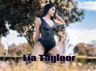 Lia_Tayloor