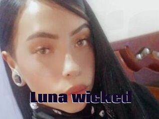 Luna_wicked