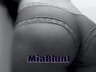 MiaBlunt