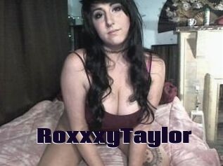 RoxxxyTaylor
