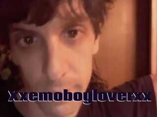 Xxemoboyloverxx